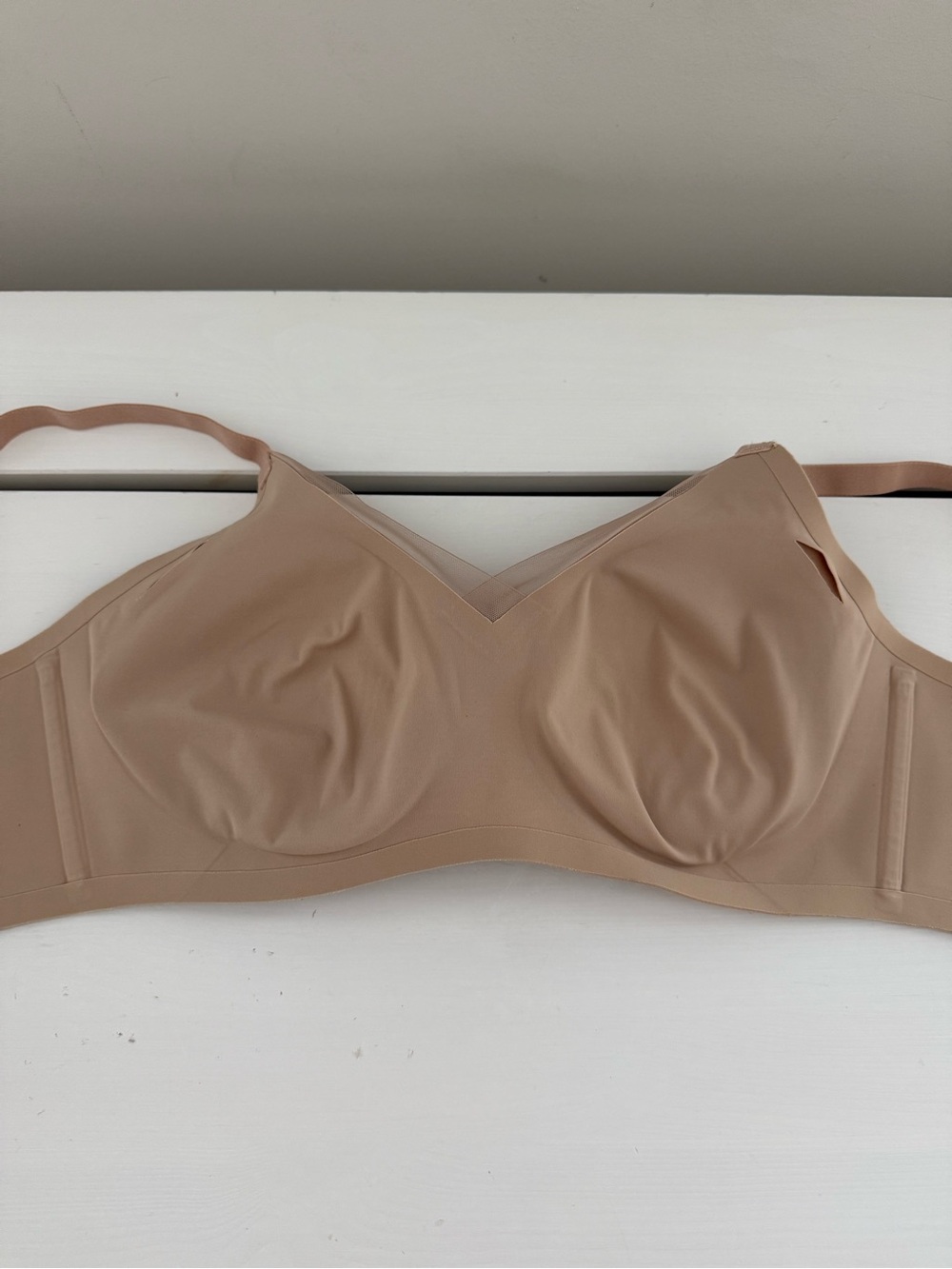 Honeylove CrossOver Bra Original Sand Nude Wireless Bra Size M - Picture 5 of 8